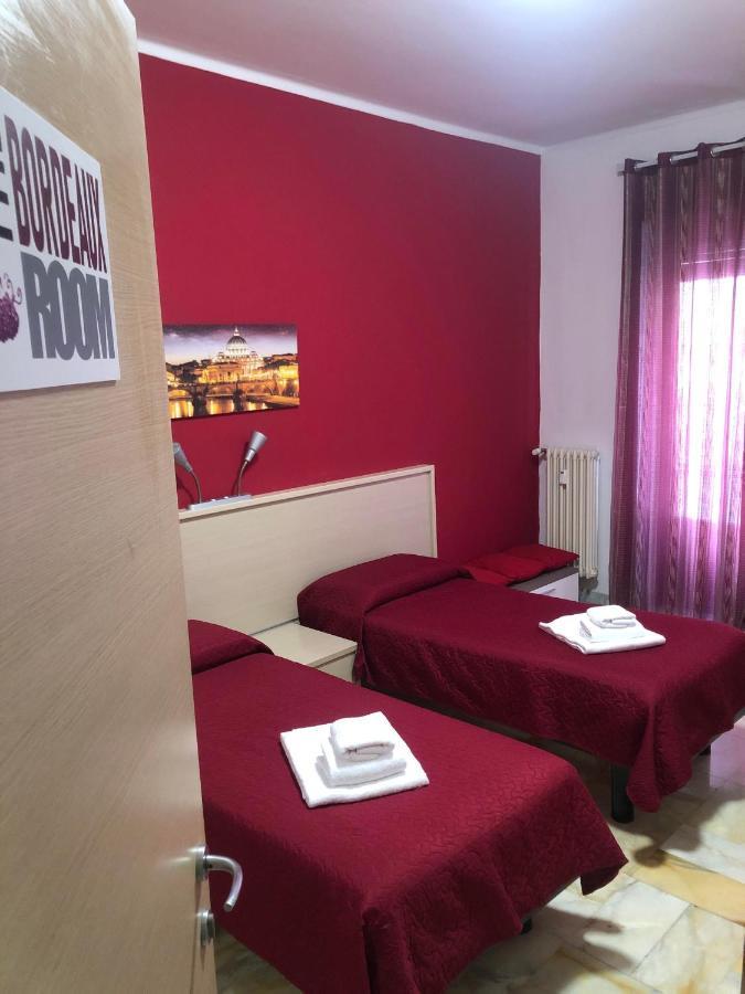 เดอะ คัลเลอร์ ออฟ โรม Hotel ภายนอก รูปภาพ