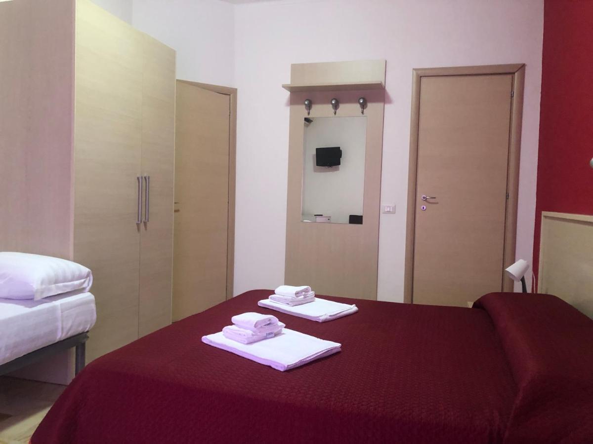 เดอะ คัลเลอร์ ออฟ โรม Hotel ภายนอก รูปภาพ