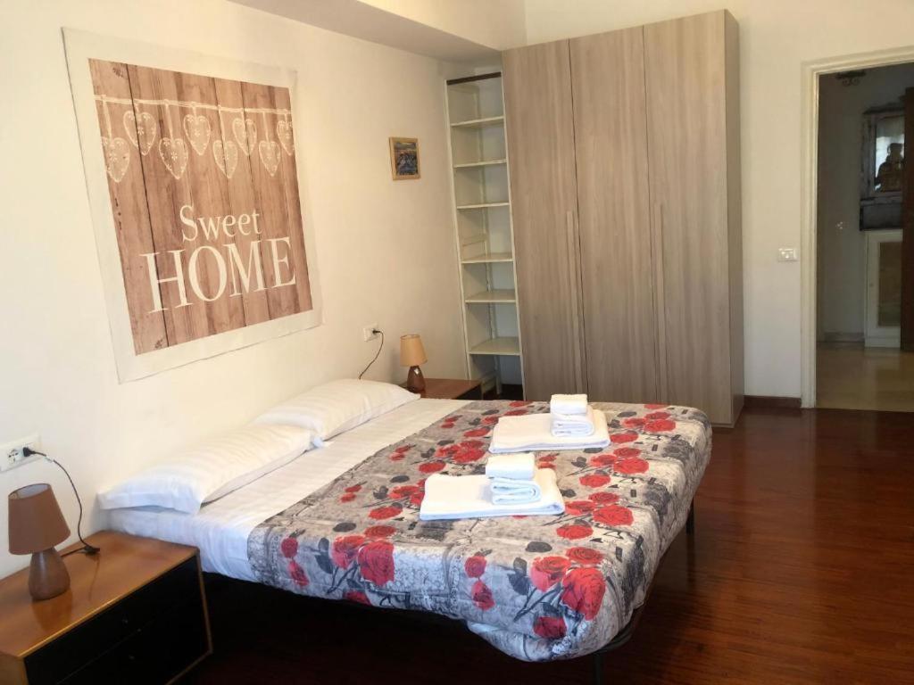 เดอะ คัลเลอร์ ออฟ โรม Hotel ภายนอก รูปภาพ